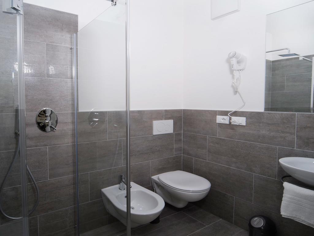 Stay Cooper L Guesthouse 37 Болзано Екстериор снимка
